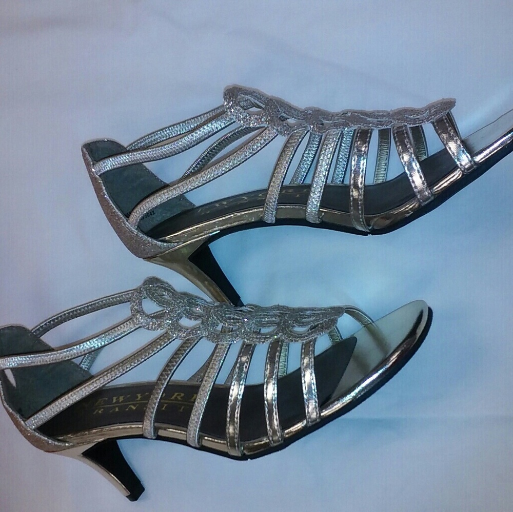 Holiday Dress Shoe (Silver)